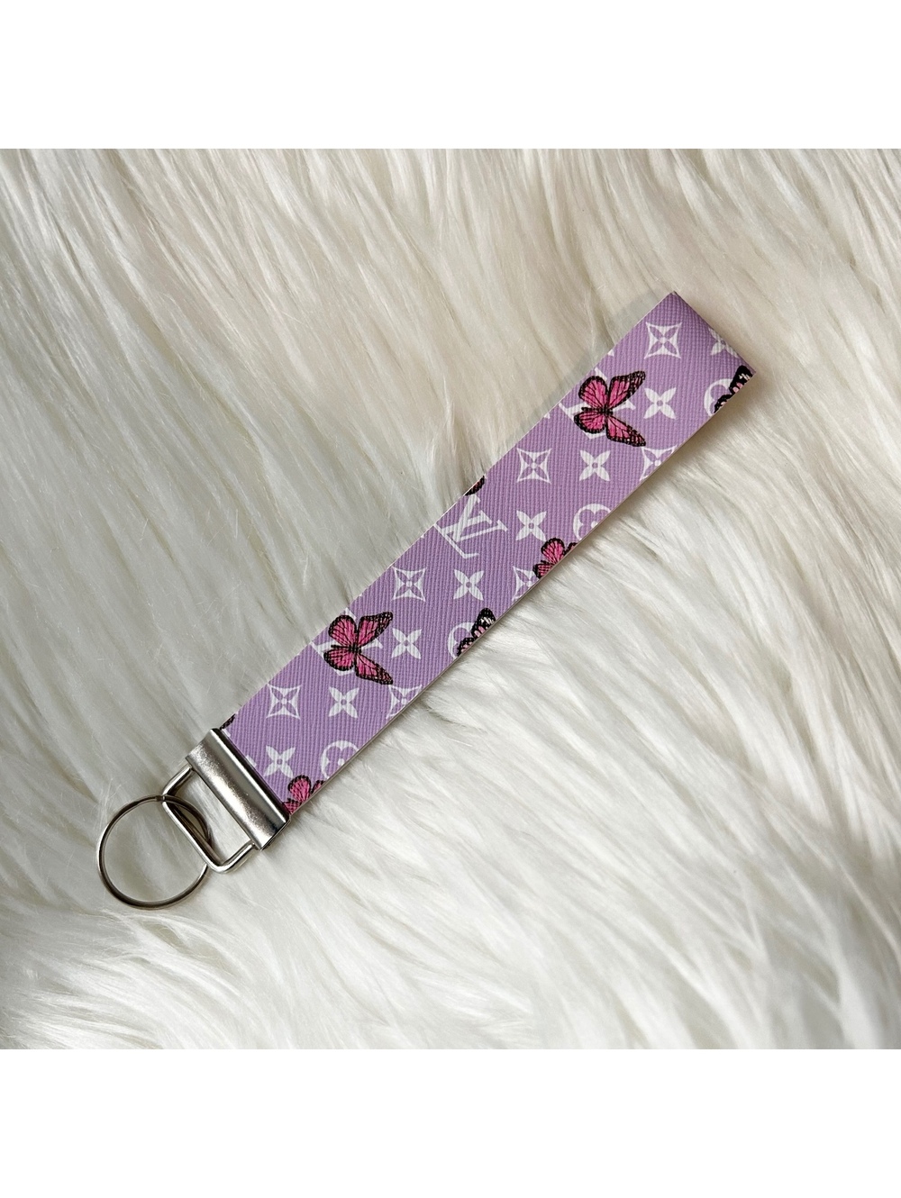 Lavender Faux Leather Fashion Butterfly Key Fob Keychains Wristlet